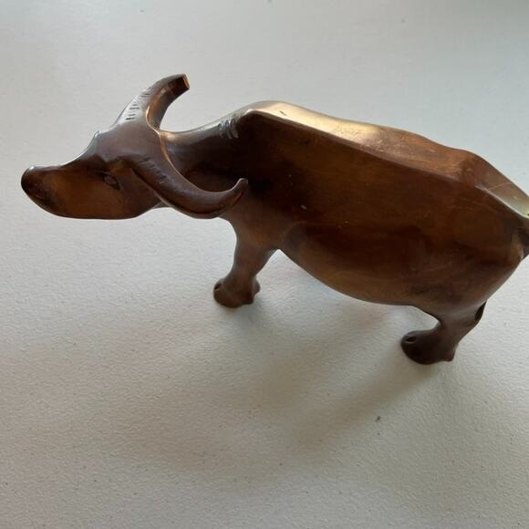Vintage Water Buffalo Small Wood Figurine Sculpture Hand Carved 6" High - Picture 10 of 15